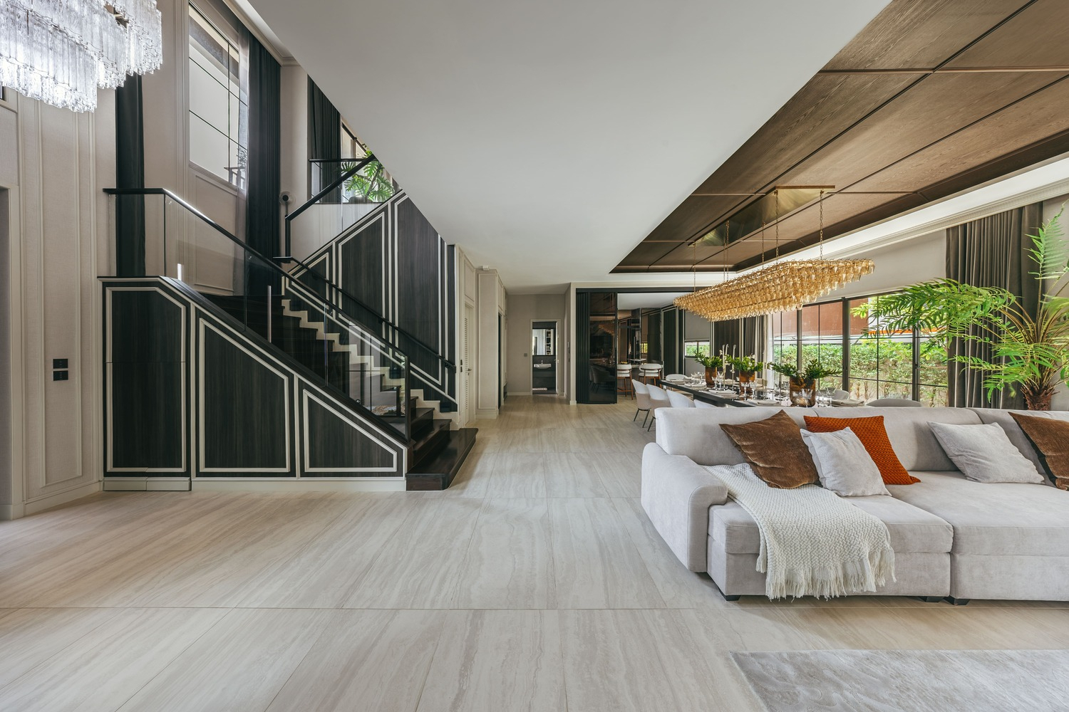 Family Living & Open Space : พื้นที่ที่เชื่อมความสัมพันธ์อย่างเป็นธรรมชาติ