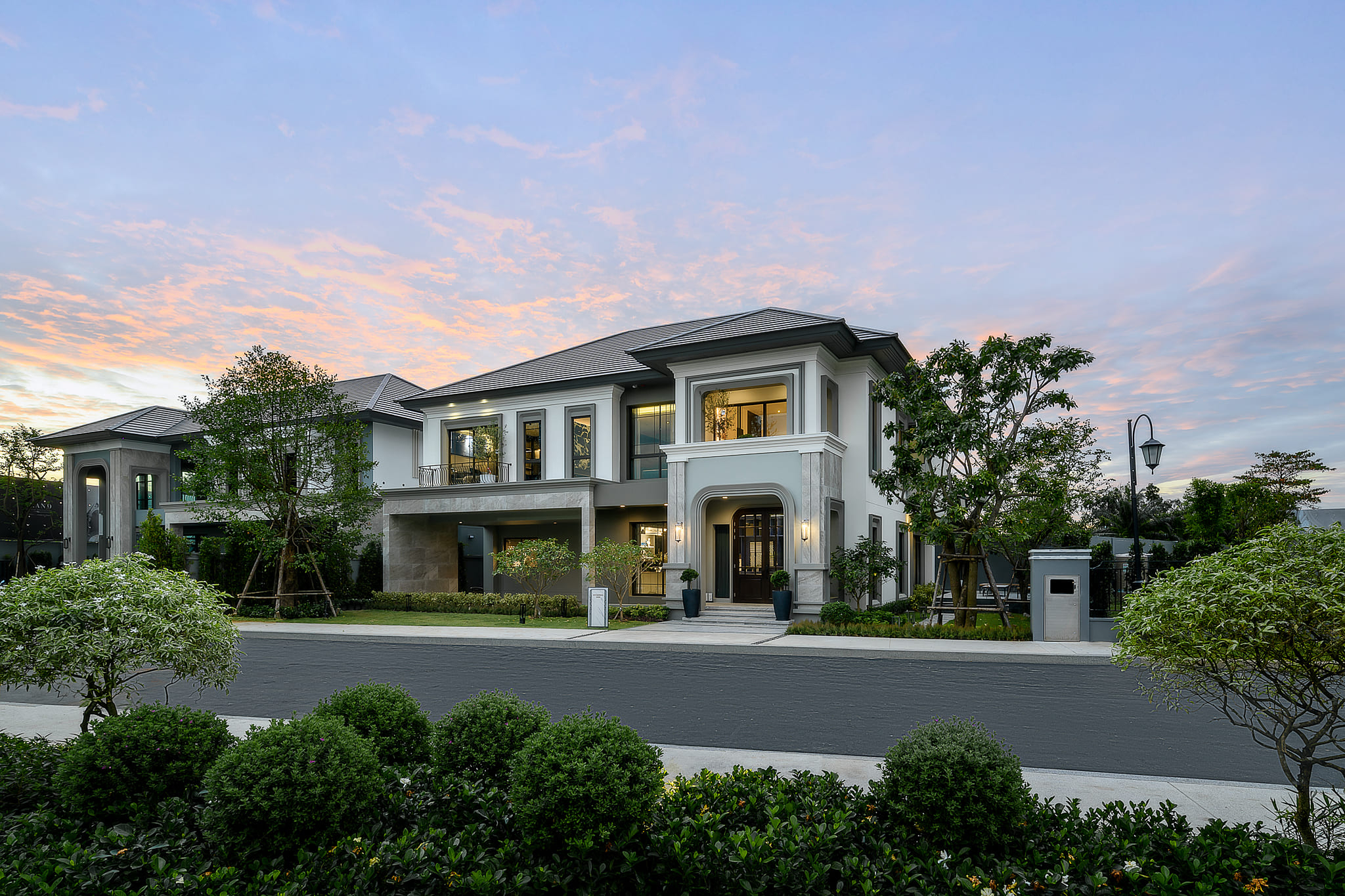 แกรนด์ บางกอก บูเลอวาร์ด รามอินทรา-เกษตรนวมินทร์