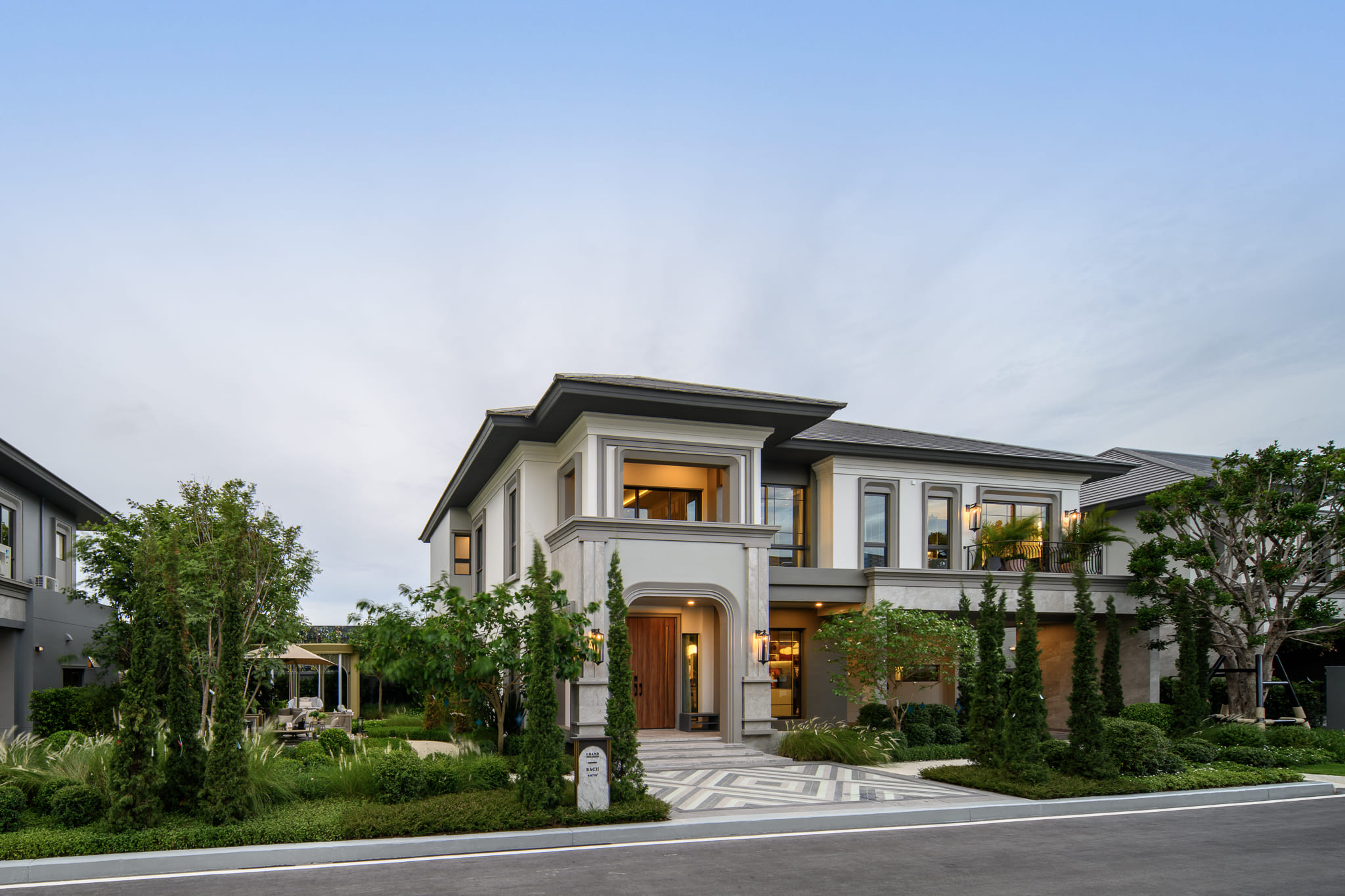 บ้านสไตล์ Modern French Haussmannian
