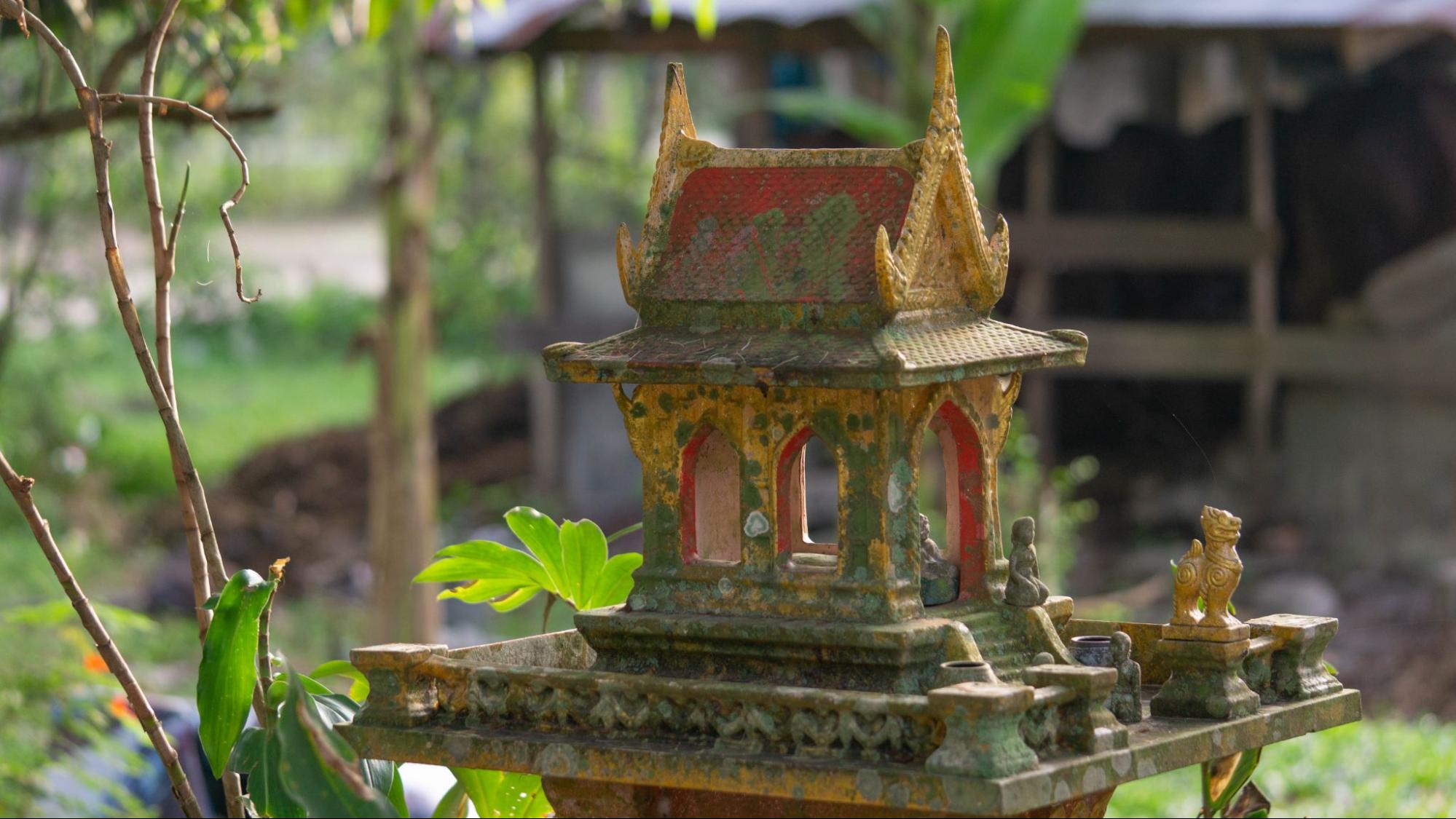 ตำแหน่งของศาลเจ้าที่และศาลพระภูมิ