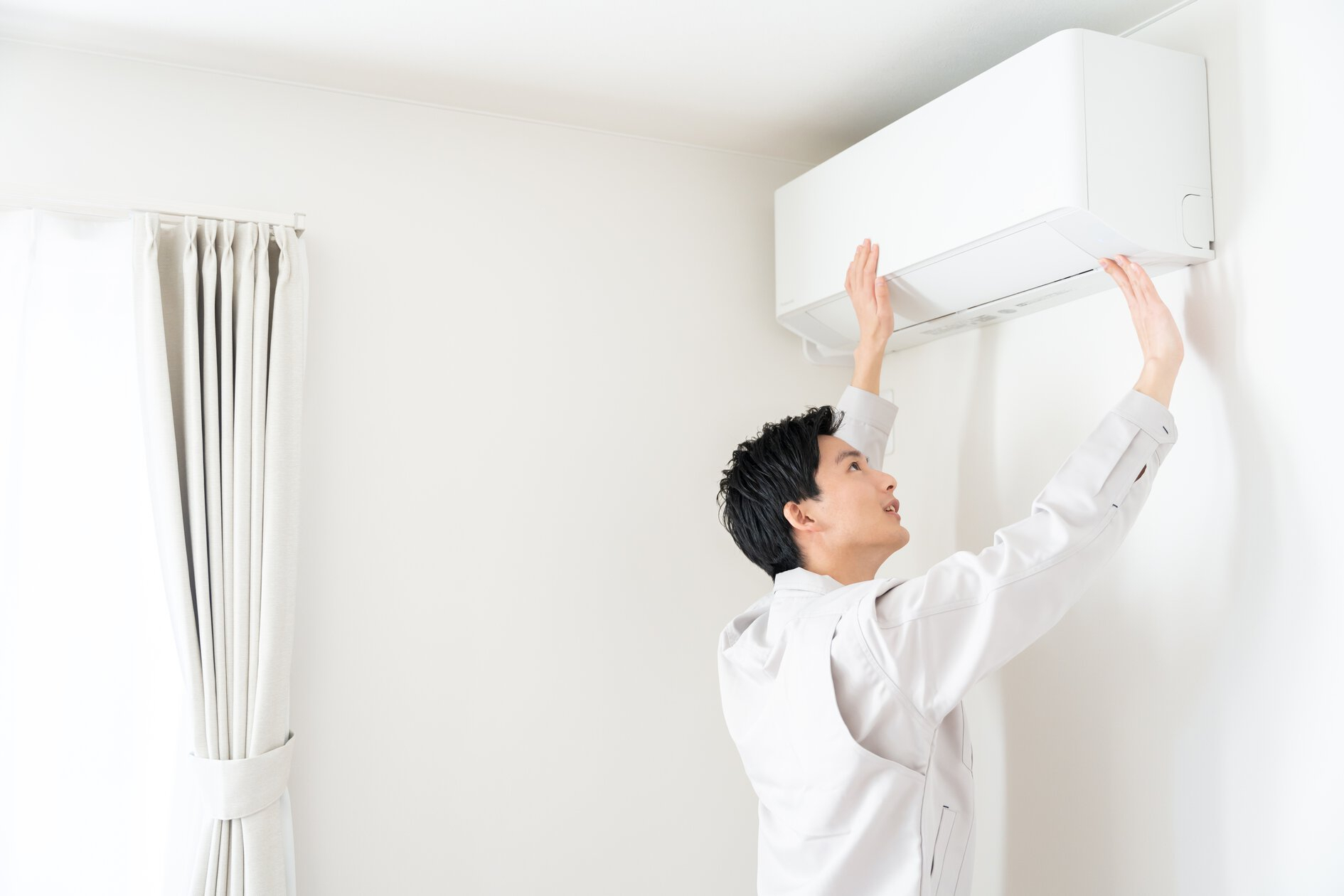 วิธีประหยัดไฟฟ้าด้วยการใช้งานแอร์อย่างมีประสิทธิภาพ