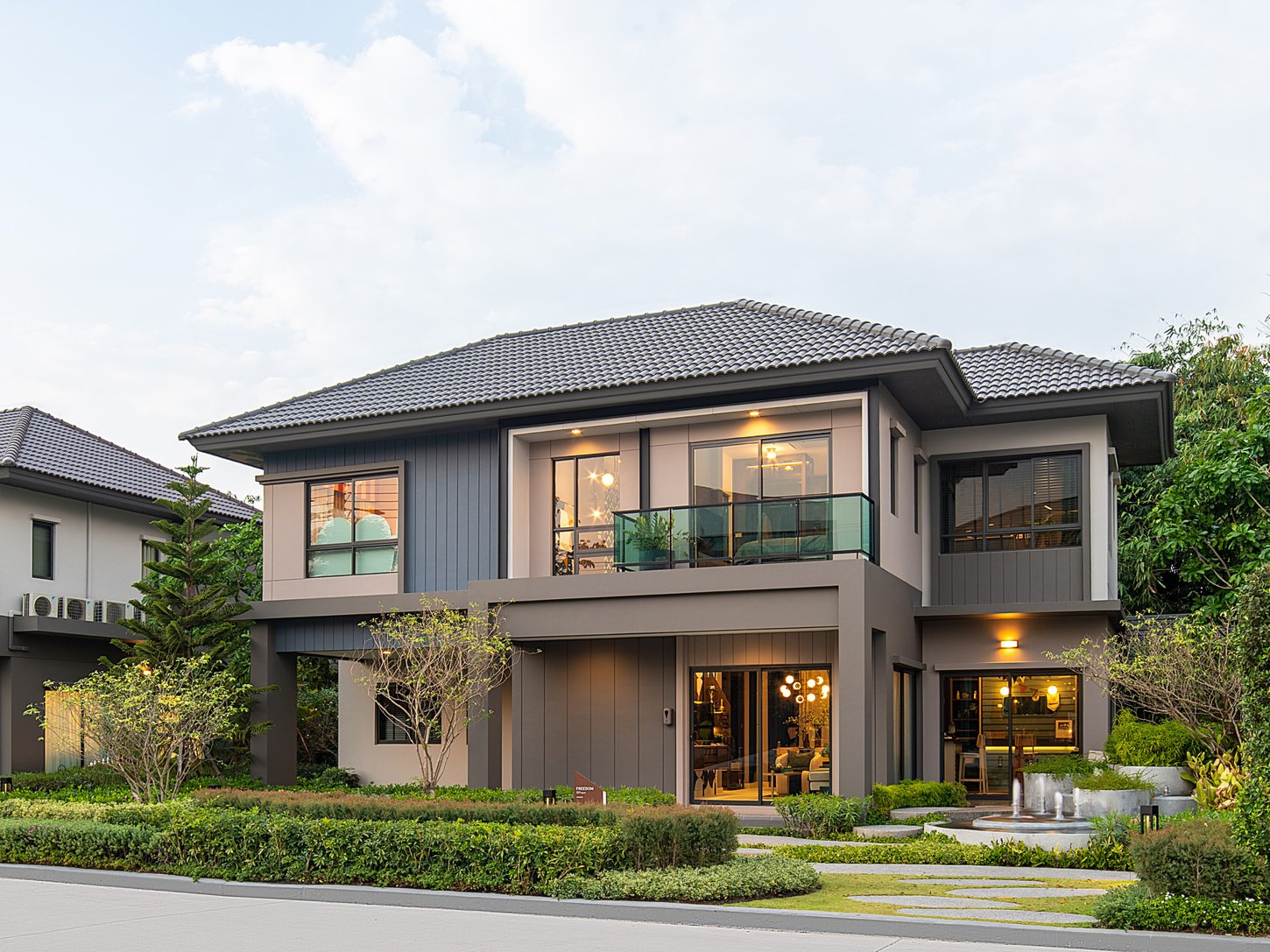 อสังหาริมทรัพย์มีกี่ประเภท ? บ้านและคอนโด ถือเป็นอสังหาริมทรัพย์เพื่อการอยู่อาศัย