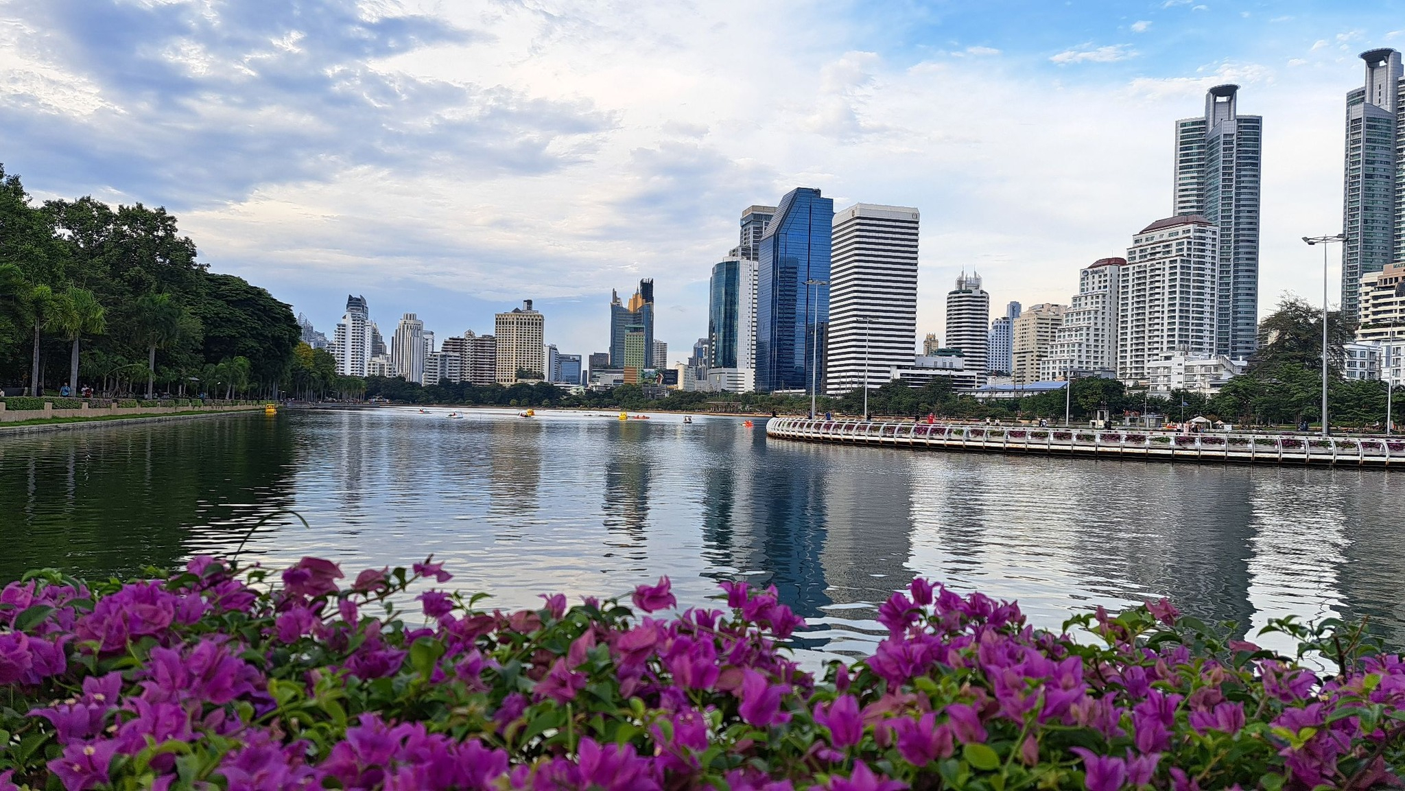 ที่เที่ยววาเลนไทน์ 2569 ที่เที่ยวกับแฟน กรุงเทพ สวนเบญ