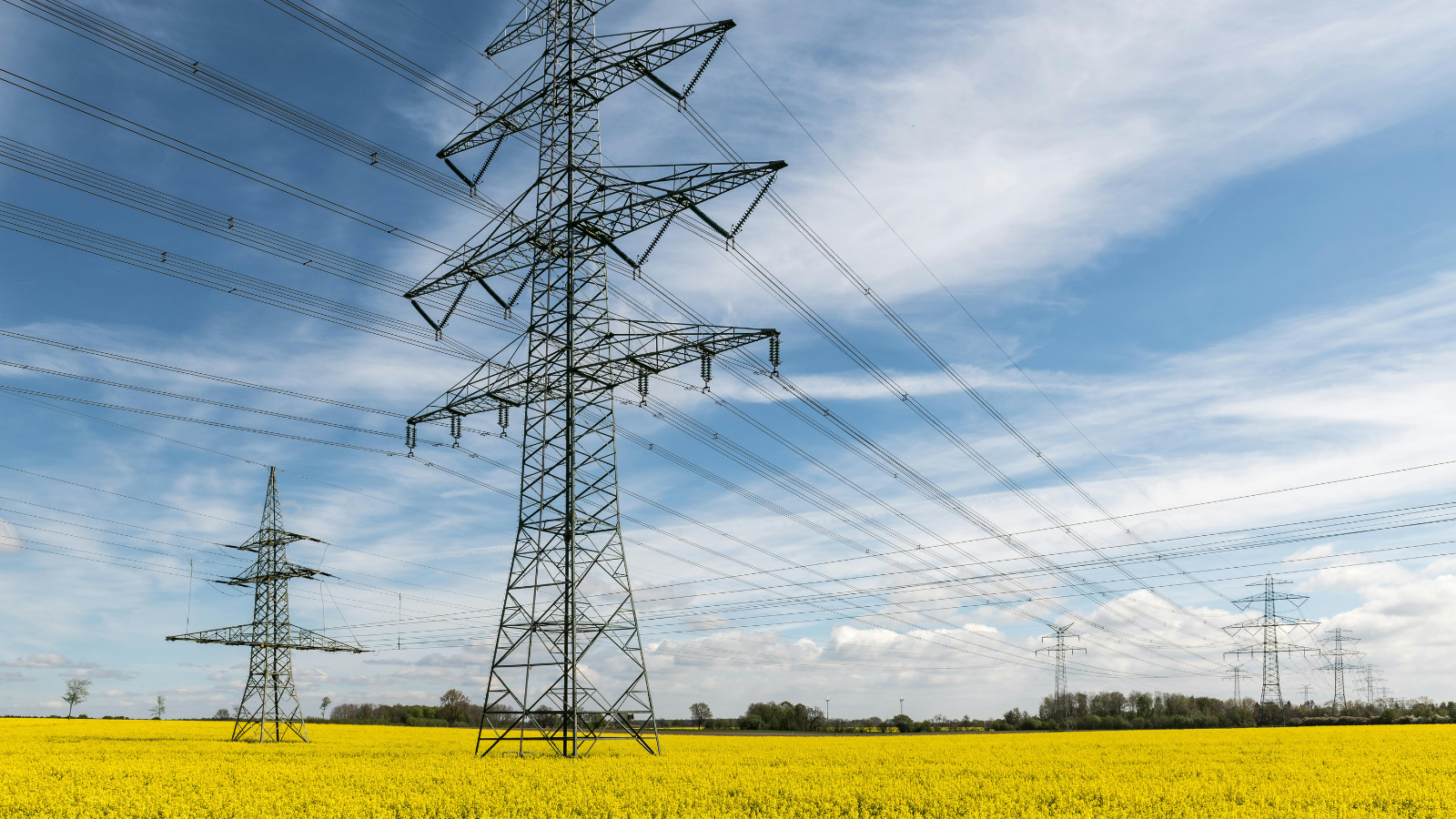 เสาไฟฟ้าแรงสูงคืออะไร