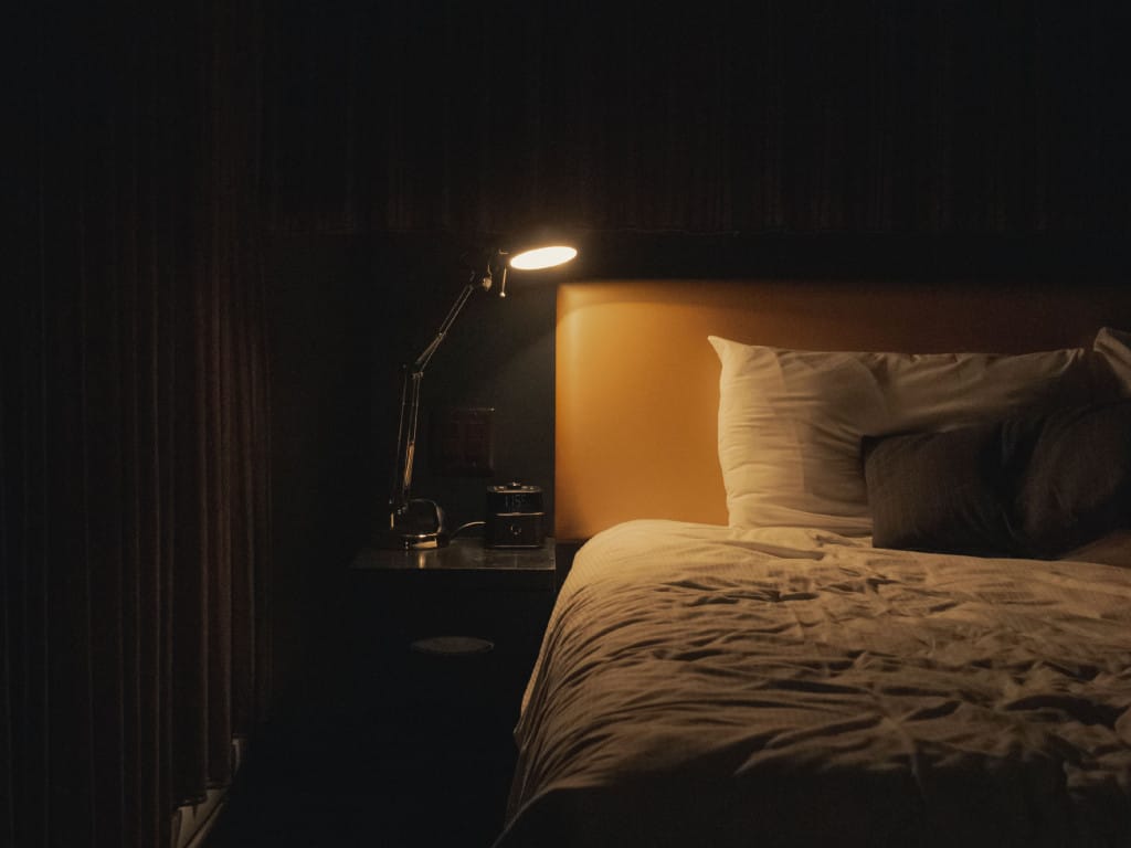 สีไฟห้องนอน