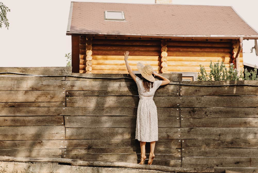 บ้านอยู่คนเดียว