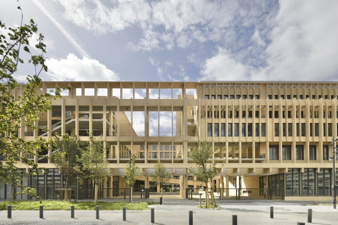 สถาปนิกหญิง