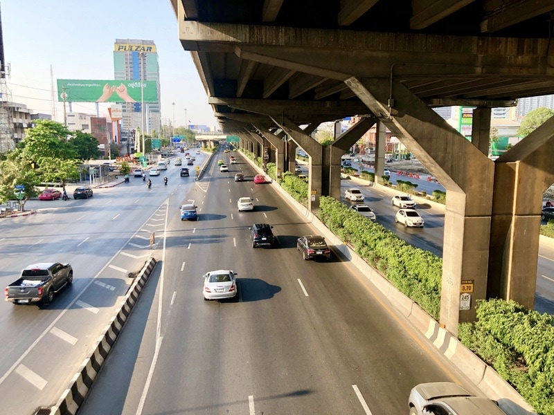 ทำเลถนนวิภาวดี