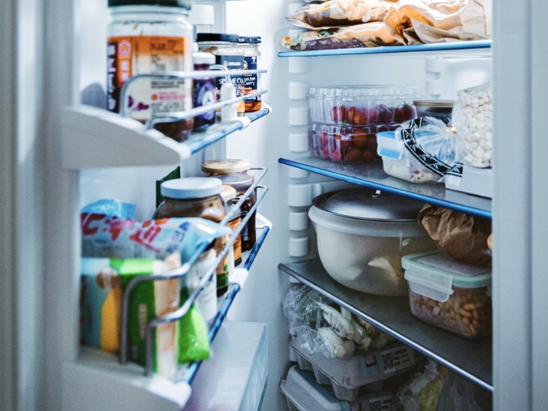 How to Remove Cooking Odors in Air-Conditioned Rooms