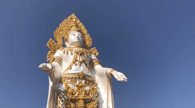 ไหว้พระ 9 วัด