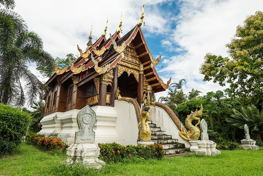 ไหว้พระ 9 วัด