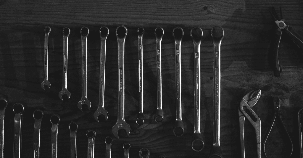 เครื่องมือช่างพื้นฐาน - ประแจ