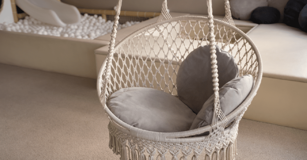 เปลี่ยนบ้านเก่าเป็นบ้านใหม่ - มุมนั่งเล่นแบบใหม่