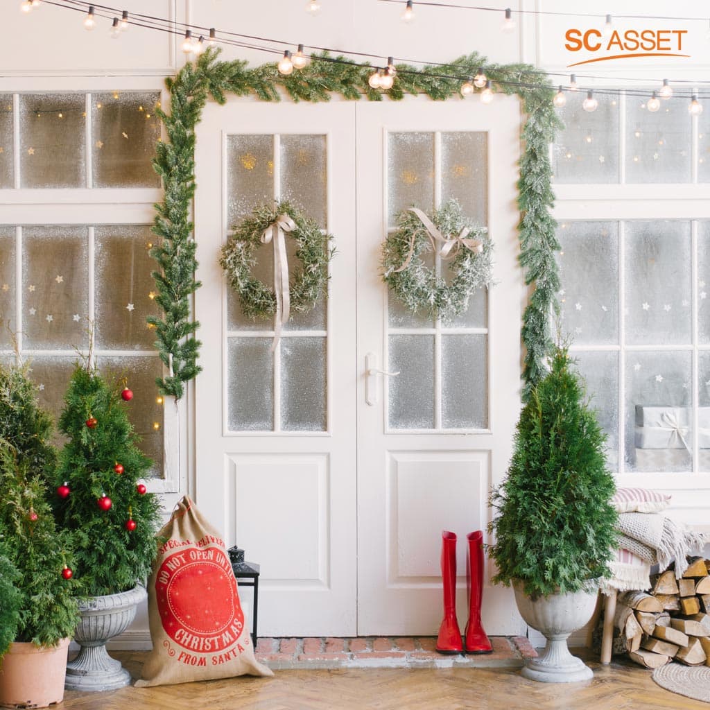บอกต่อไอเดียแต่งบ้านวันคริสต์มาส แขวน Christmas Wreath ที่หน้าบ้าน